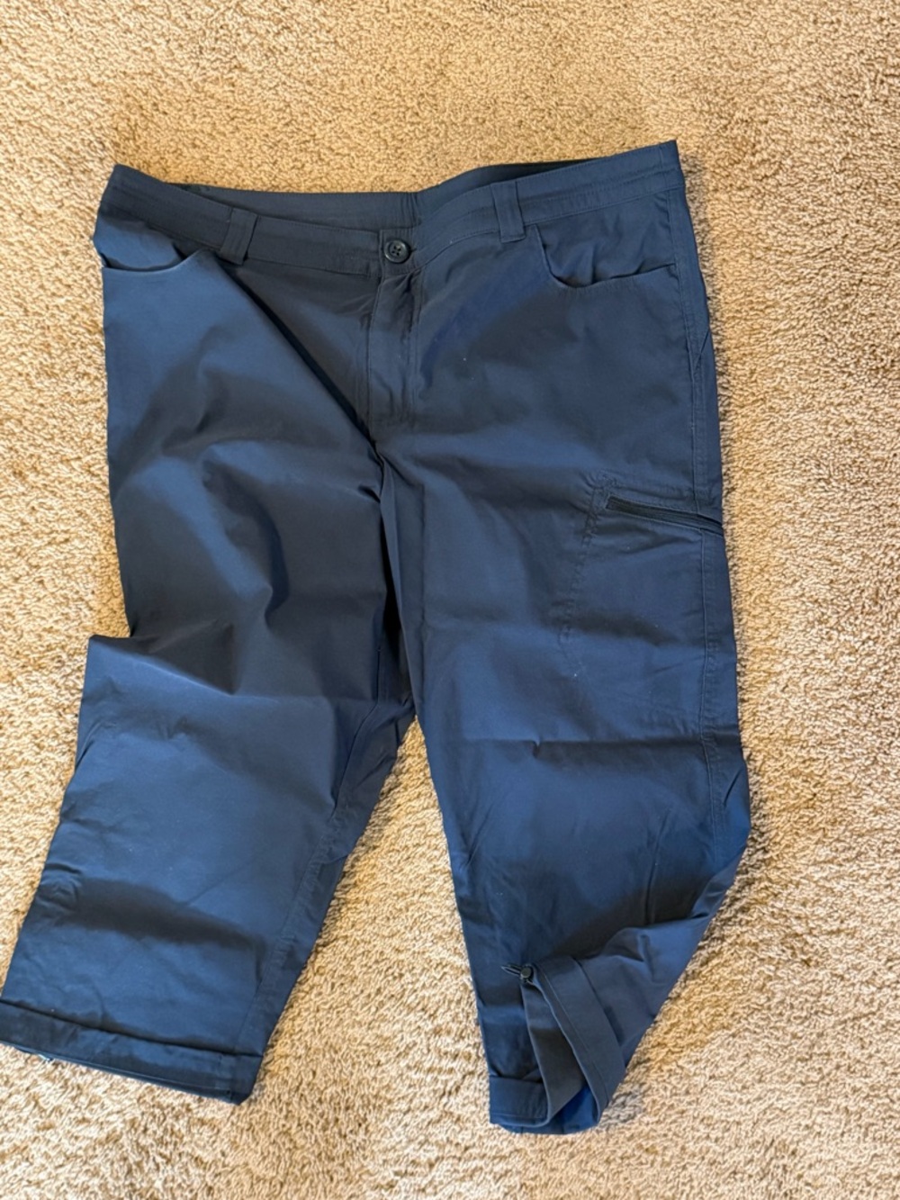 Eddie Bauer Navy Blue Capris Women
12 Hiking Outdoor